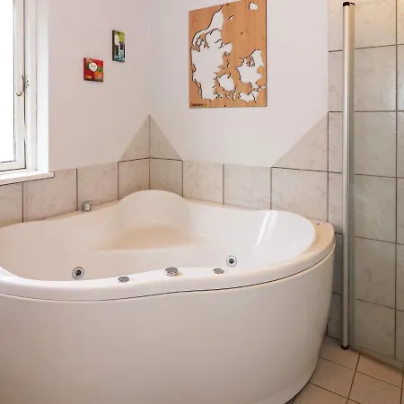 Tatil Evi 6 Person Holiday In Hadsund Helberskov